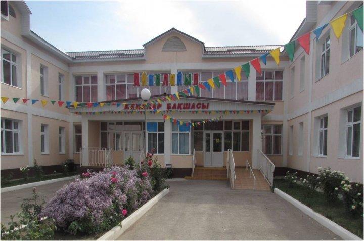 Бөбекжай-бақшамызда консультативтік орталық жұмыс жасалып жатқандығы туралы хабарлаймыз